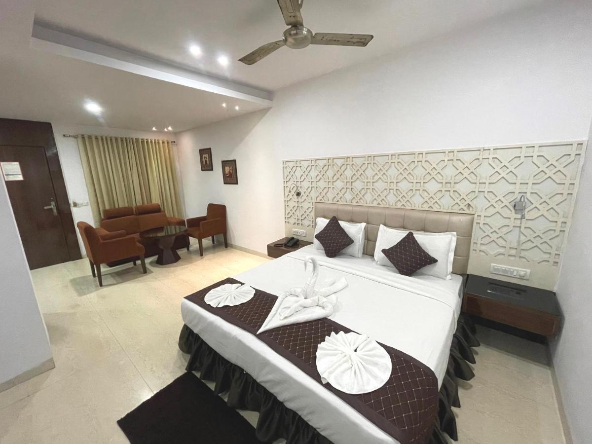 Hotel Goa Continental - Baga Arpora Dış mekan fotoğraf