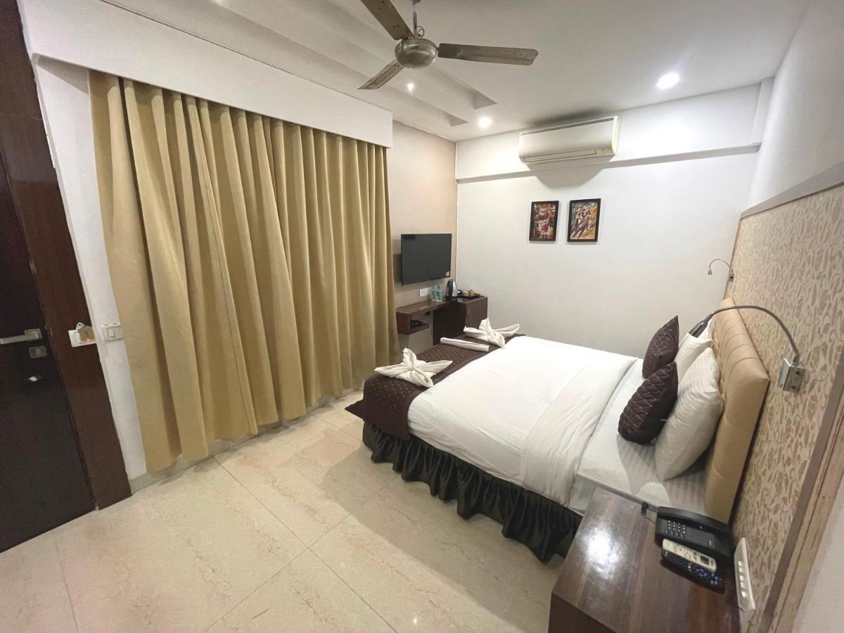 Hotel Goa Continental - Baga Arpora Dış mekan fotoğraf