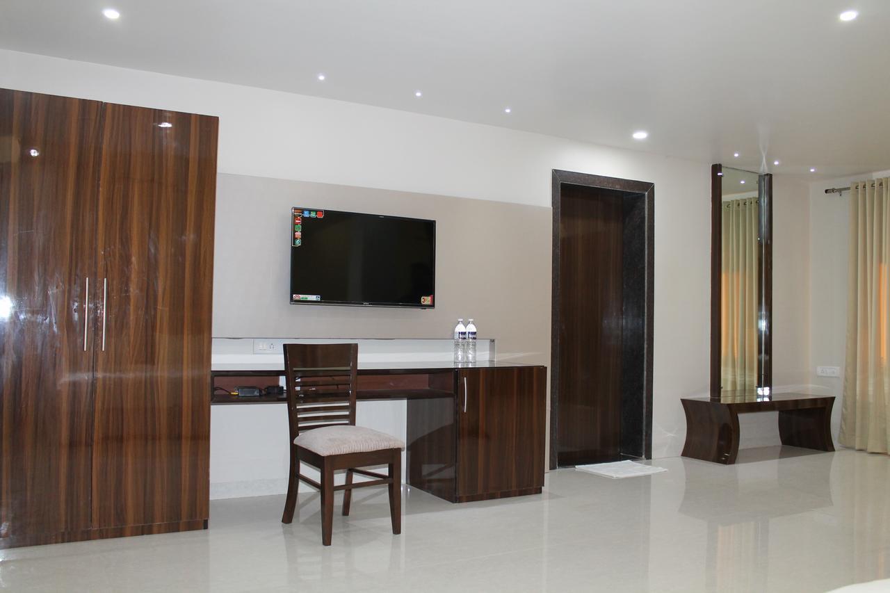 Hotel Goa Continental Arpora Dış mekan fotoğraf