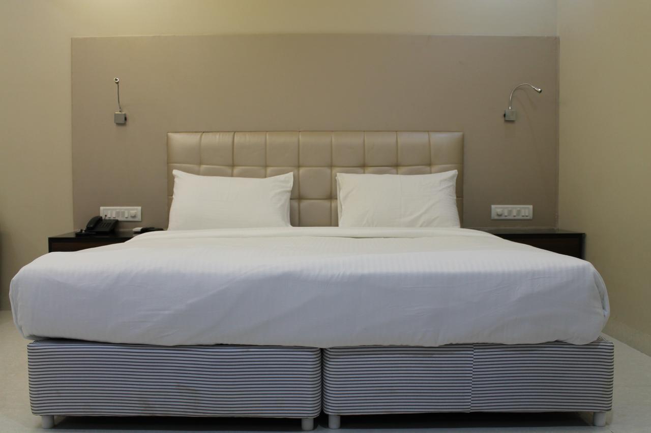 Hotel Goa Continental Arpora Dış mekan fotoğraf