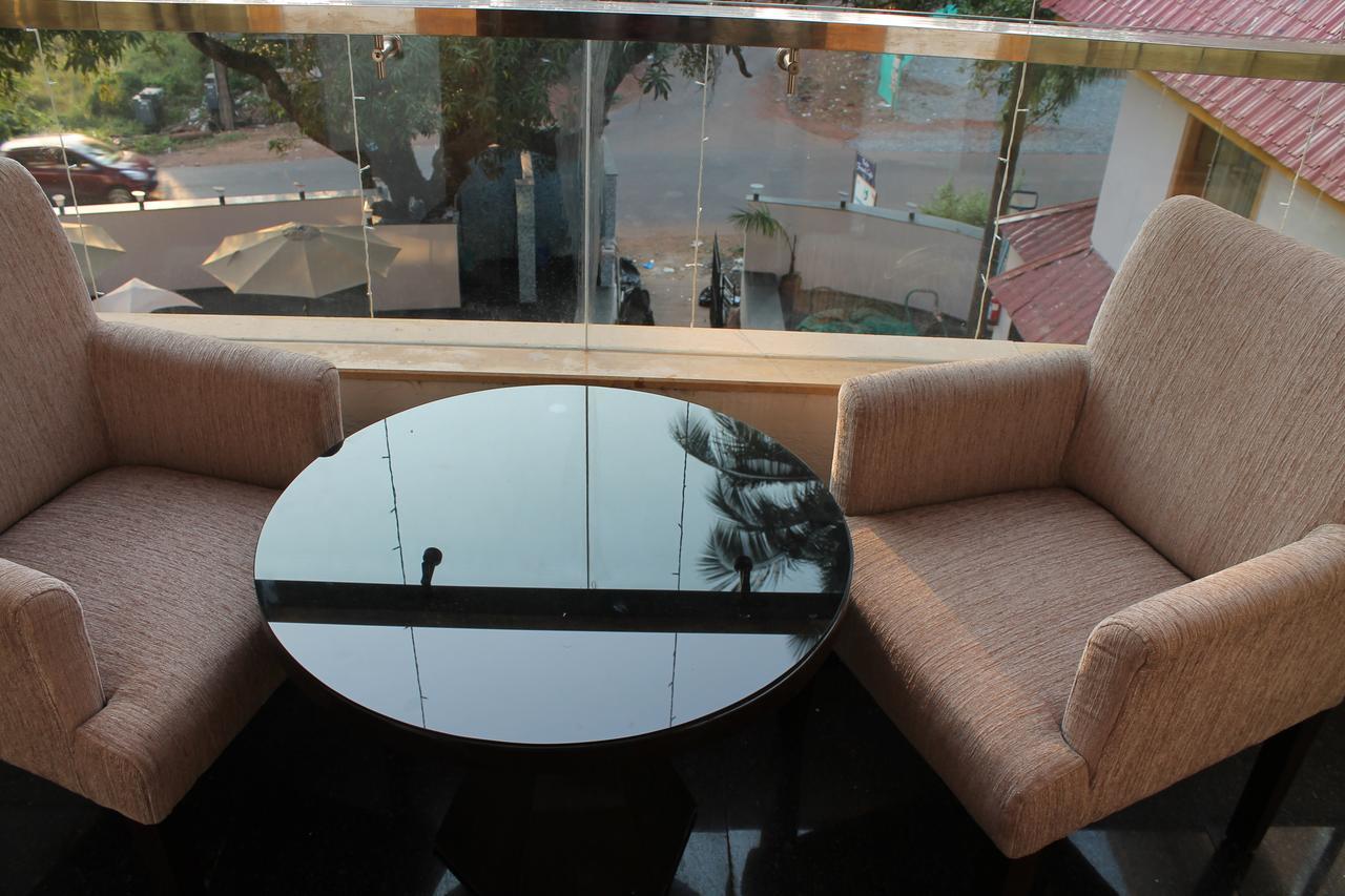 Hotel Goa Continental - Baga Arpora Dış mekan fotoğraf